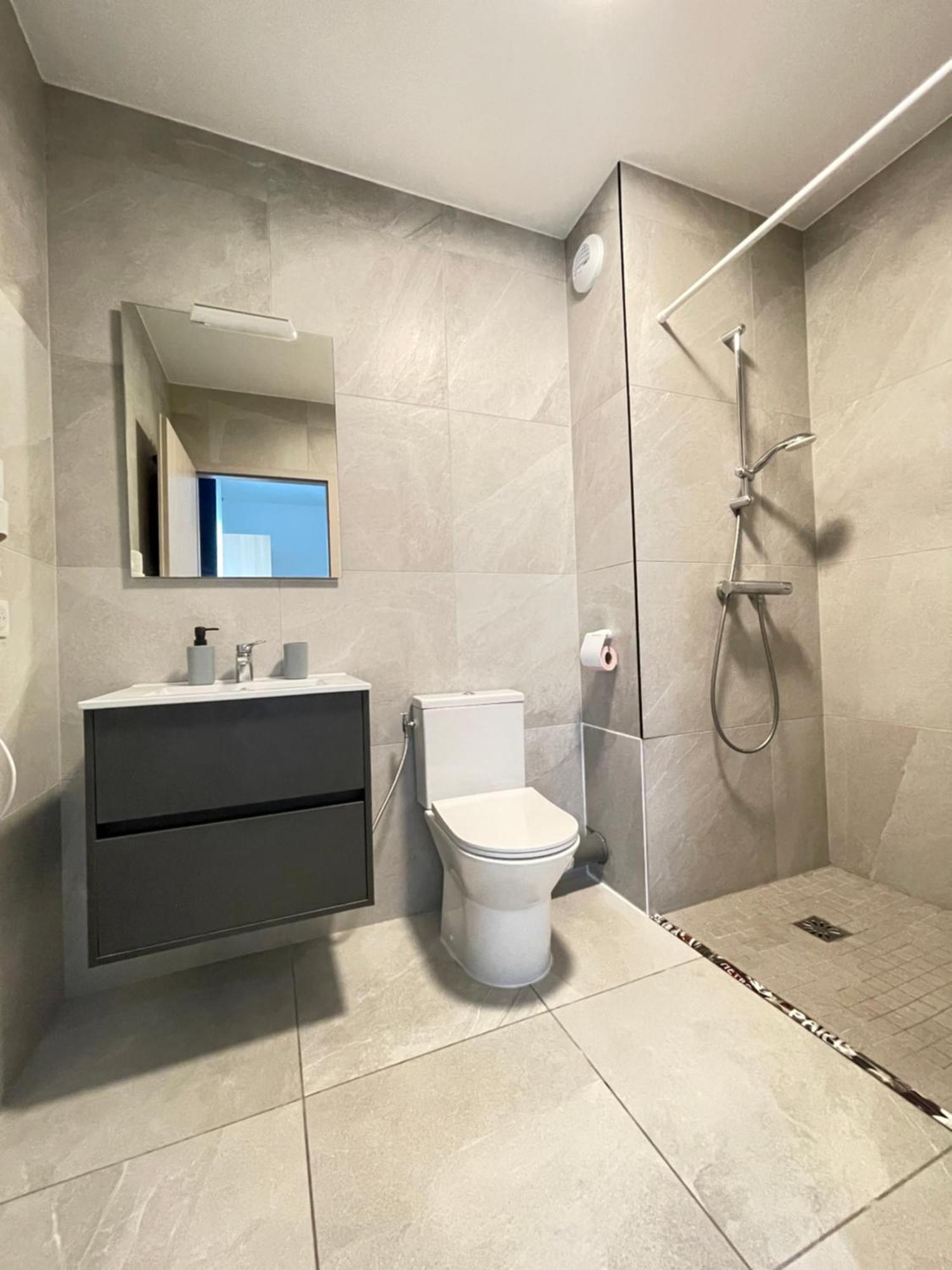 Cozy Compact Studio France Saint-Louis  Bagian luar foto